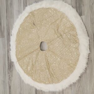 Gold Sequin Tree Skirt with White Fur Trim